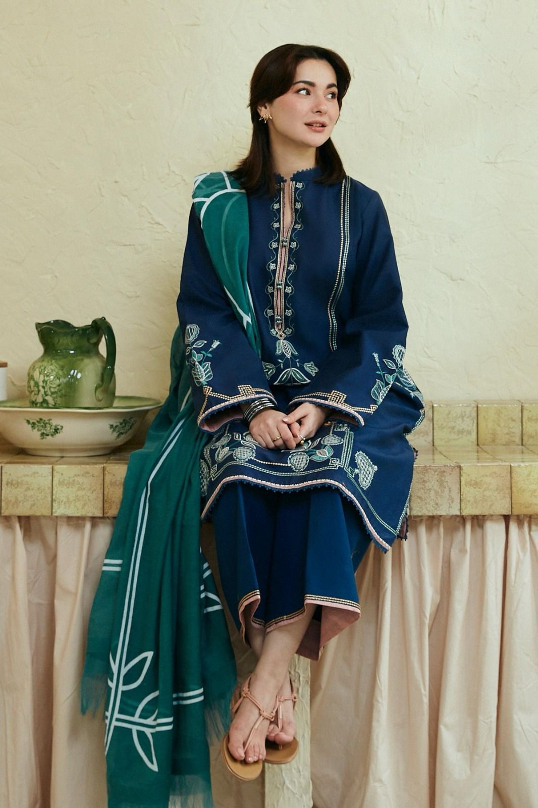 Embroidered Lawn suit 3 piece