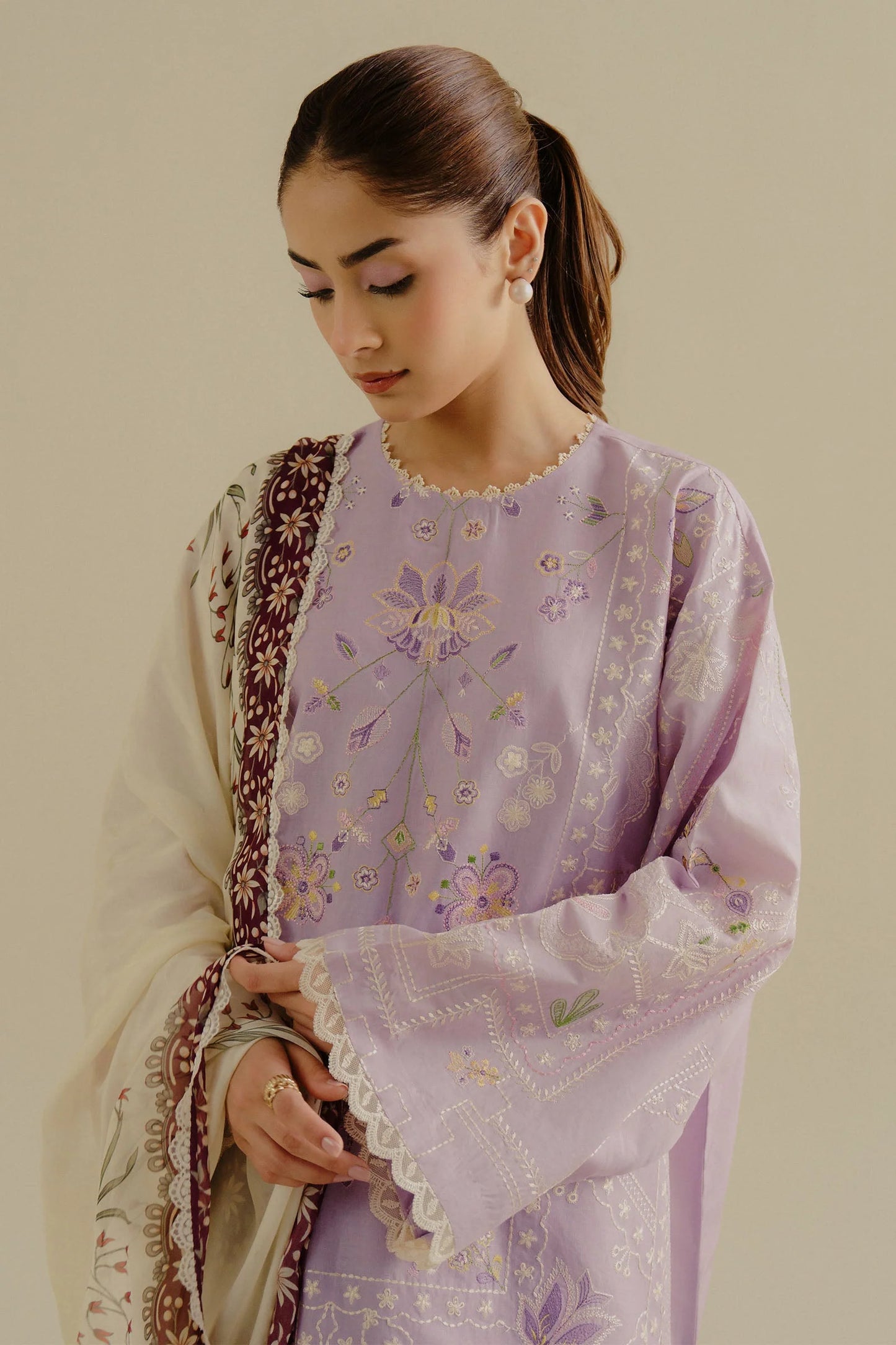 Embroidered Lawn Unstitched 3Pc Suit