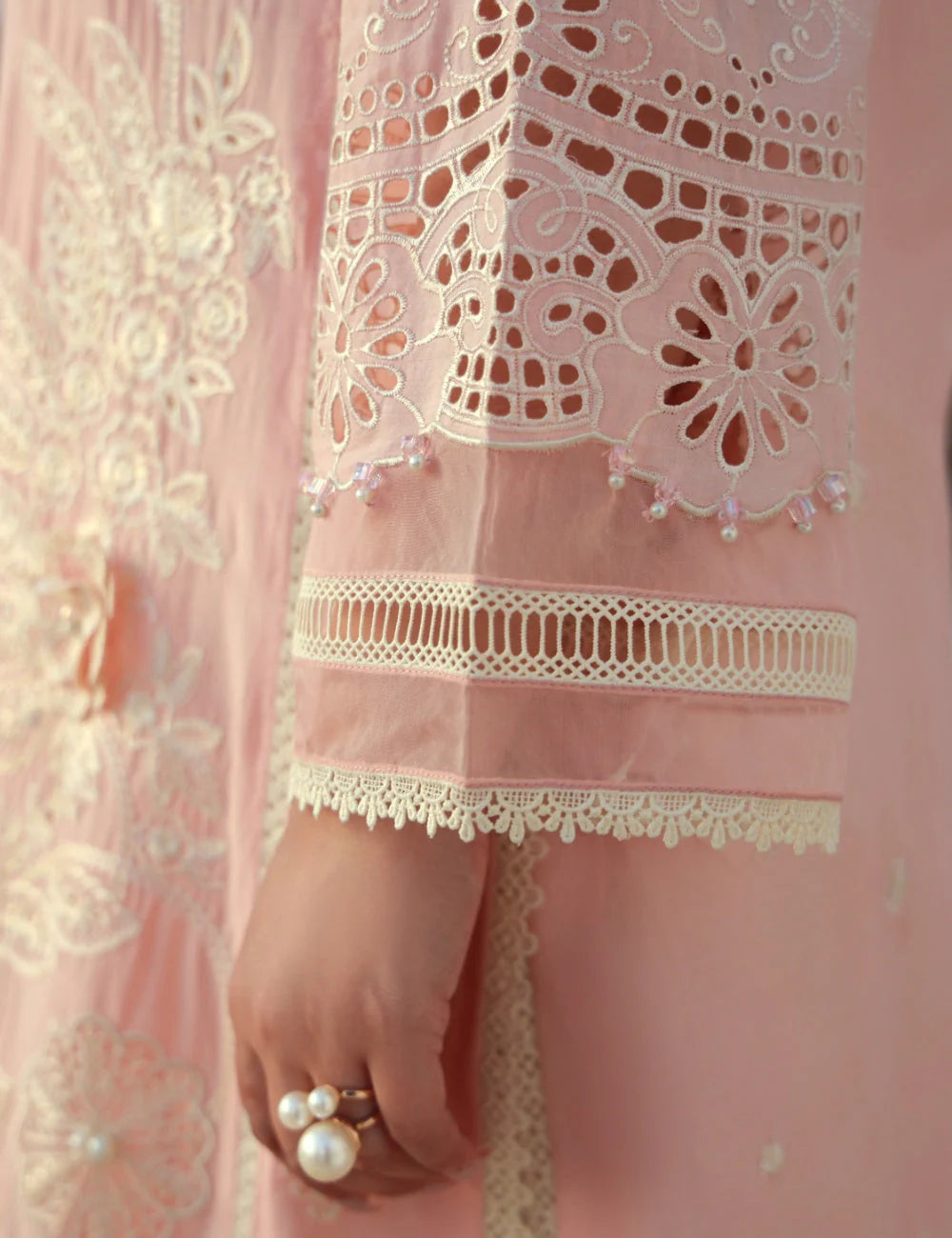 3 piece Embroidered lawn suit by GULMINA