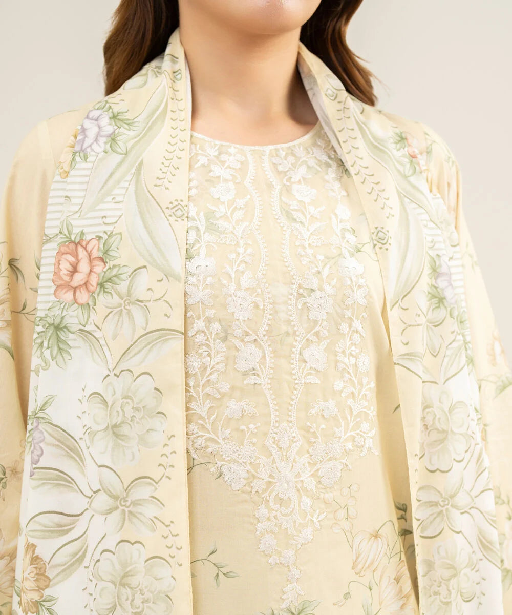 2 Piece - Embroidered Lawn Suit By Sapphire