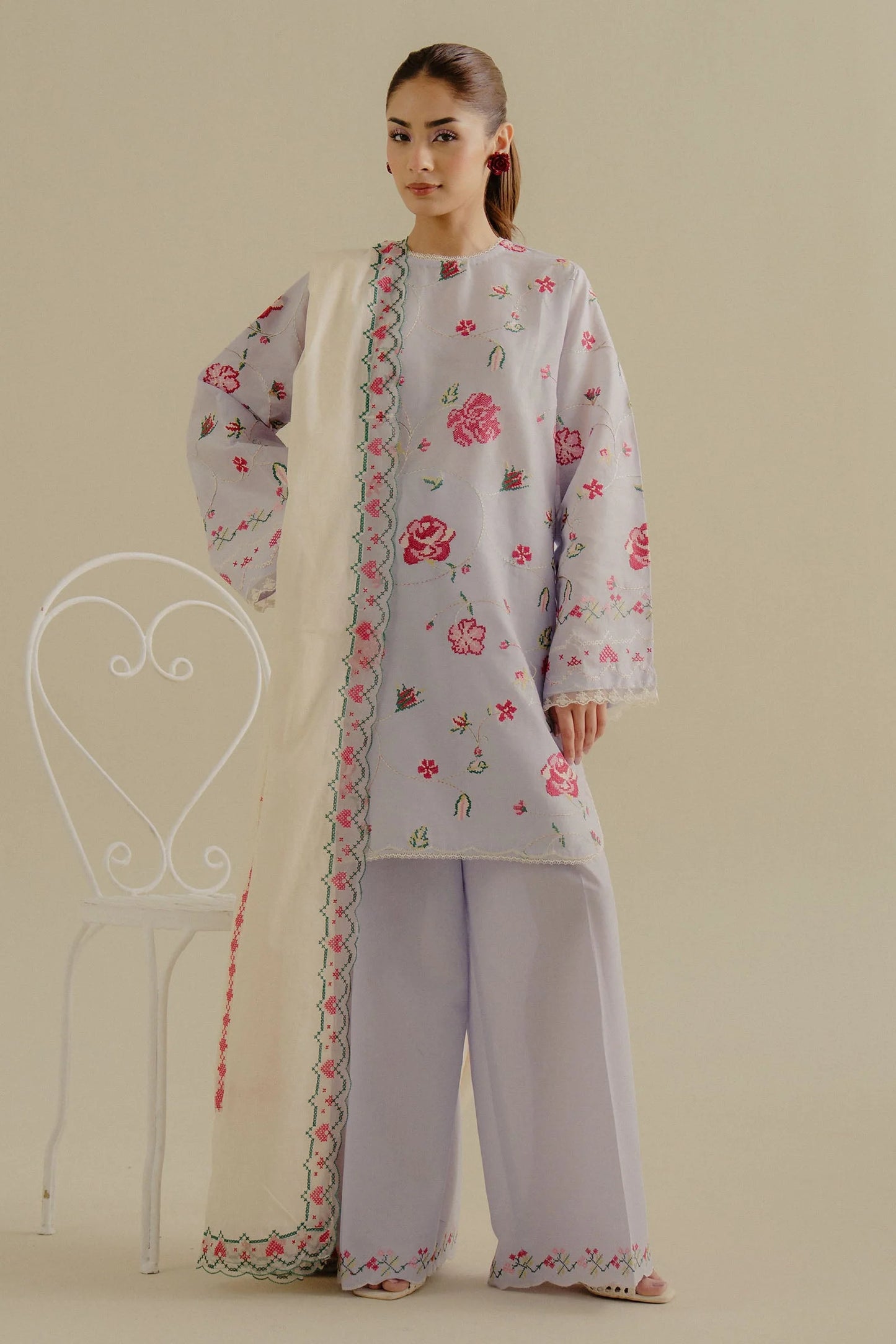 Embroidered Lawn Unstitched 3Pc Suit