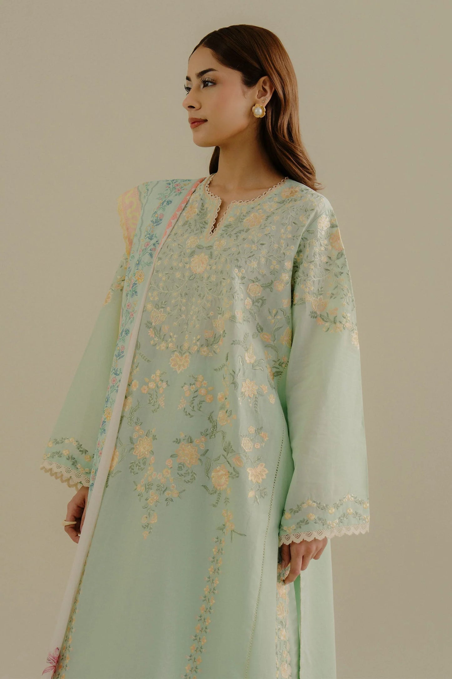Embroidered Lawn Unstitched 3Pc Suit