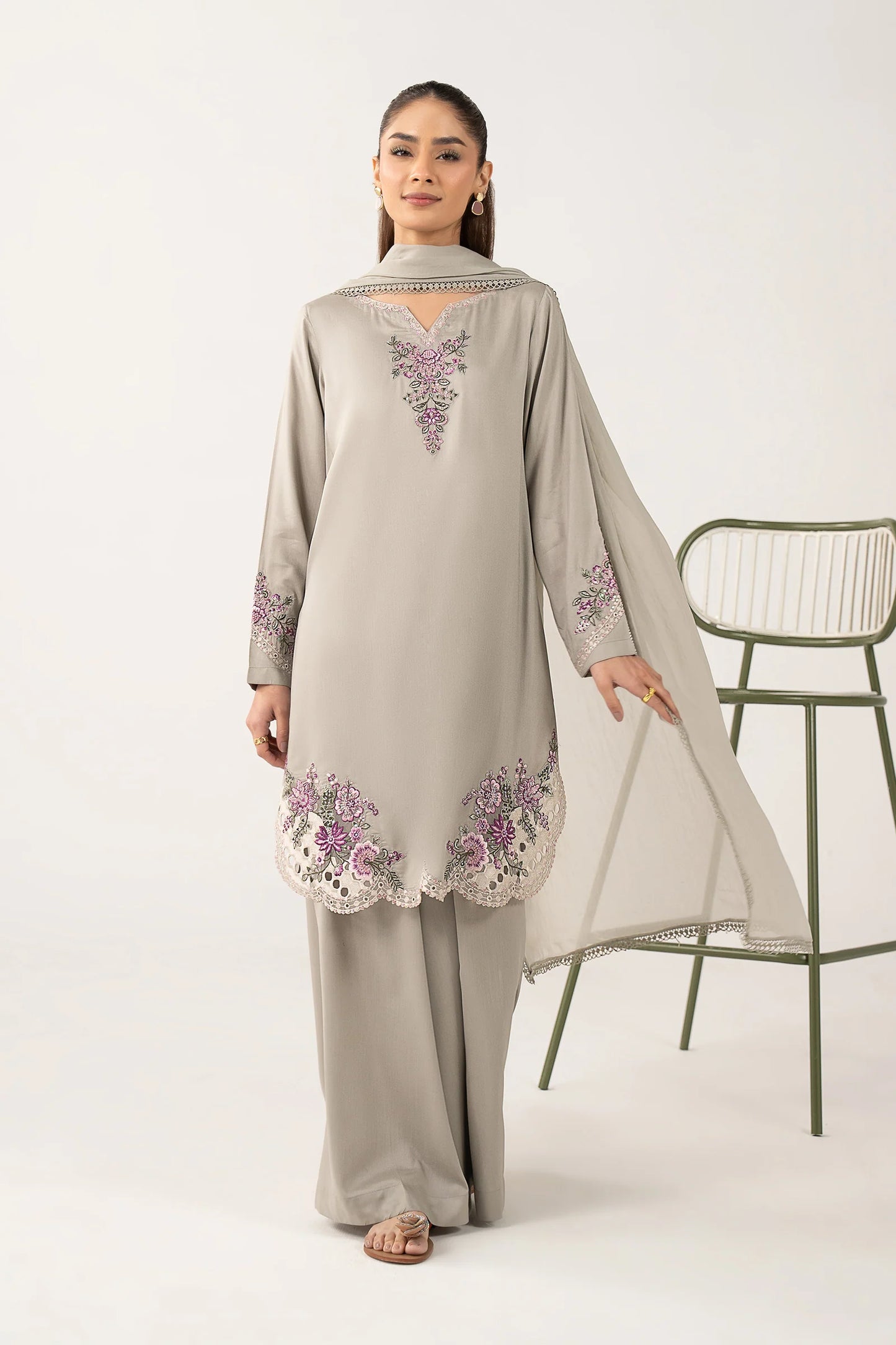 Embroidered 2 piece lawn suit by MARIA.B
