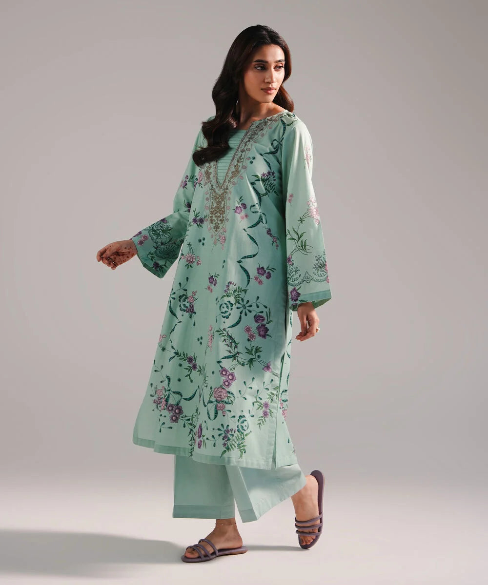 2 Pc Embroidered Lawn Shirt By Sapphire