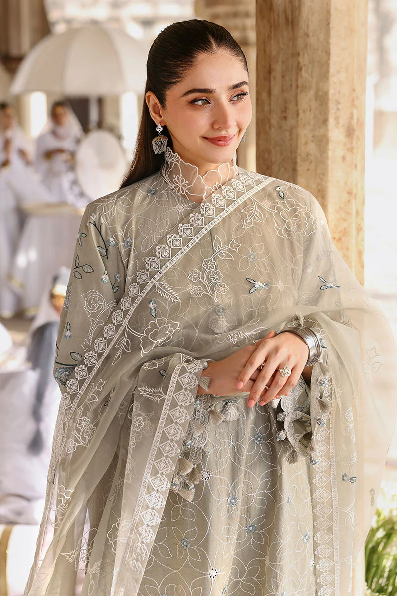 3PC EMBROIDERED LAWN SUIT BY CROSS STITCH