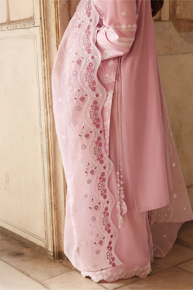 3PC EMBROIDERED LAWN SUIT BY CROSS STITCH