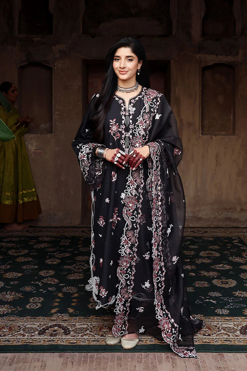 3PC EMBROIDERED LAWN SUIT BY CROSS STITCH