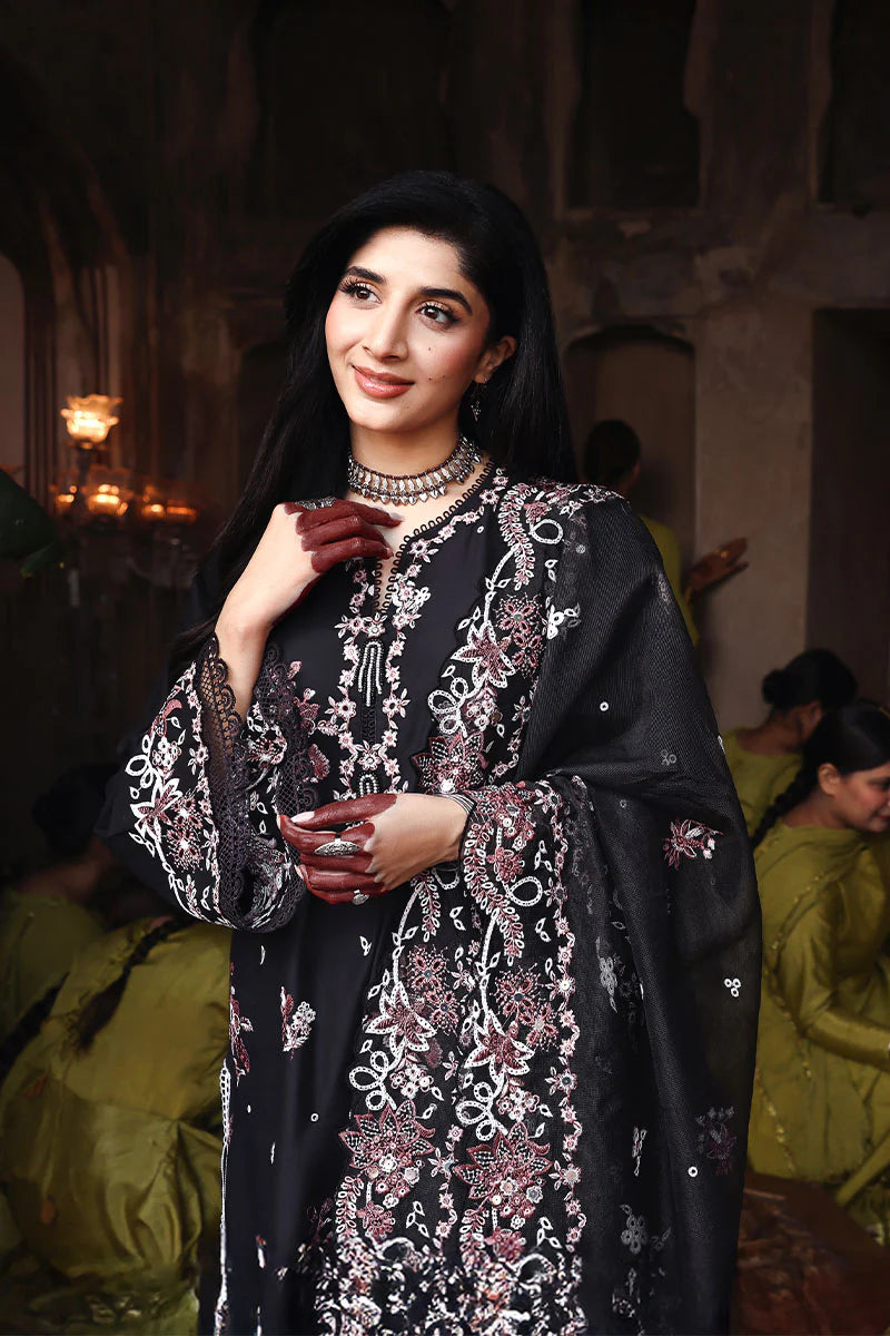 3PC EMBROIDERED LAWN SUIT BY CROSS STITCH