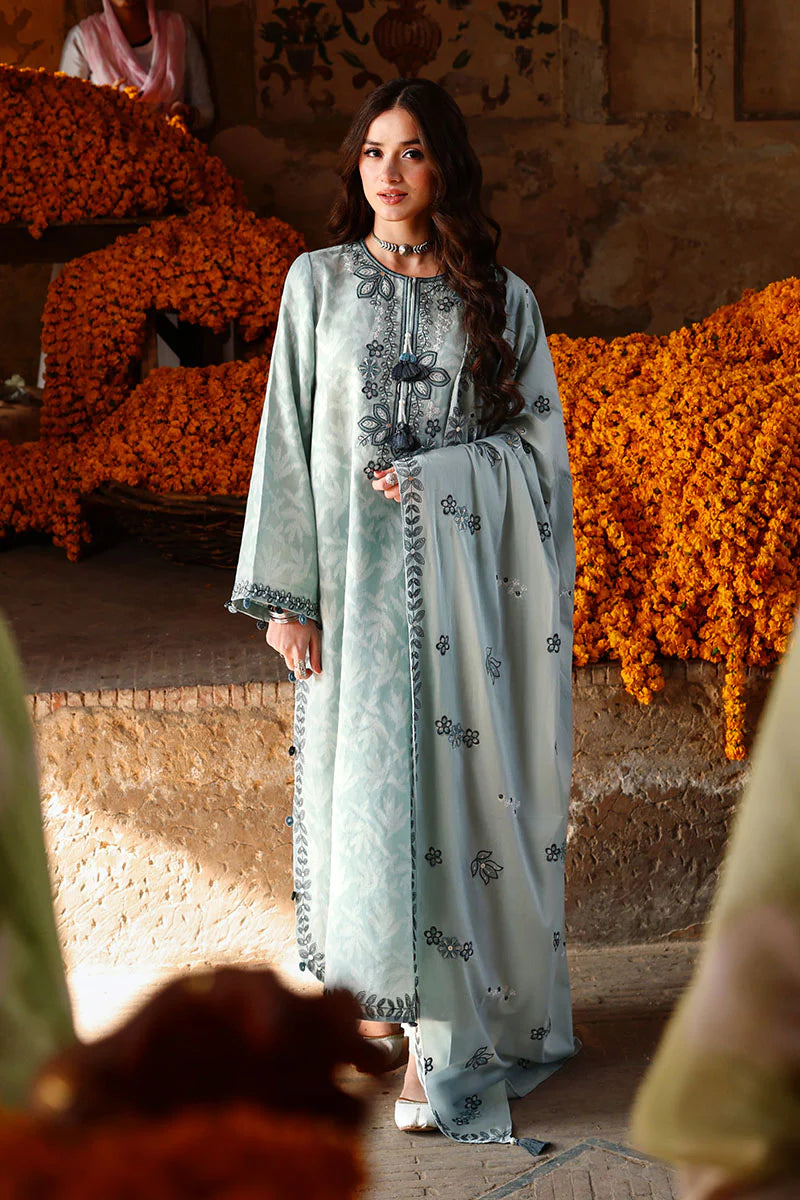 3PC EMBROIDERED LAWN SUIT