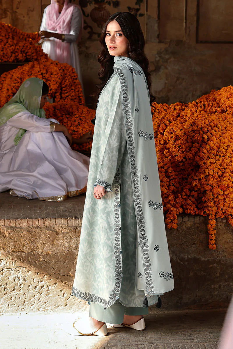 3PC EMBROIDERED LAWN SUIT