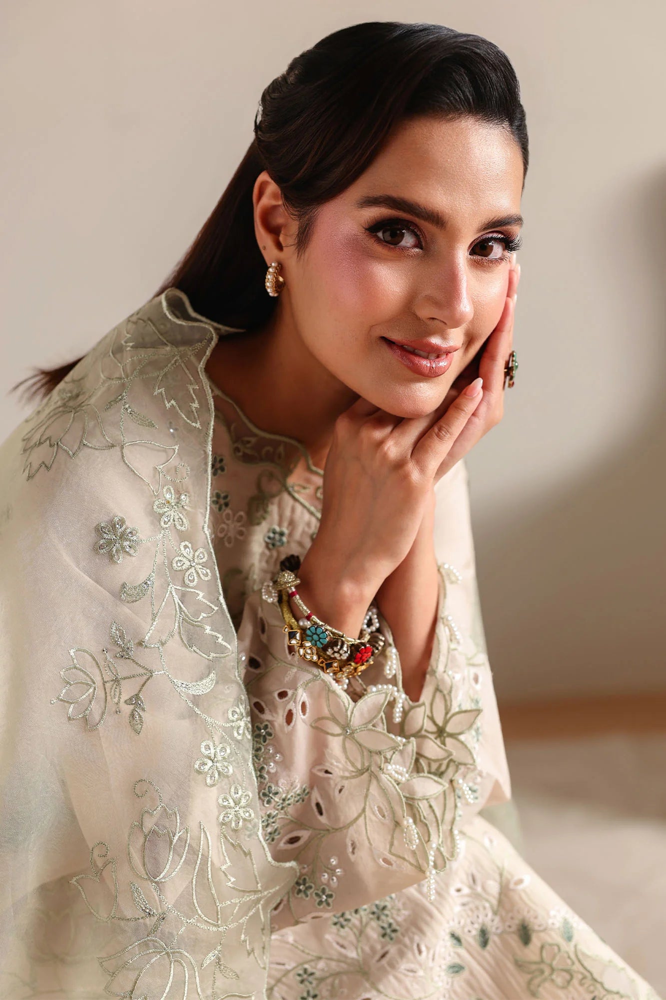 3PC EMBROIDERED LAWN SUIT BY CROSS STITCH