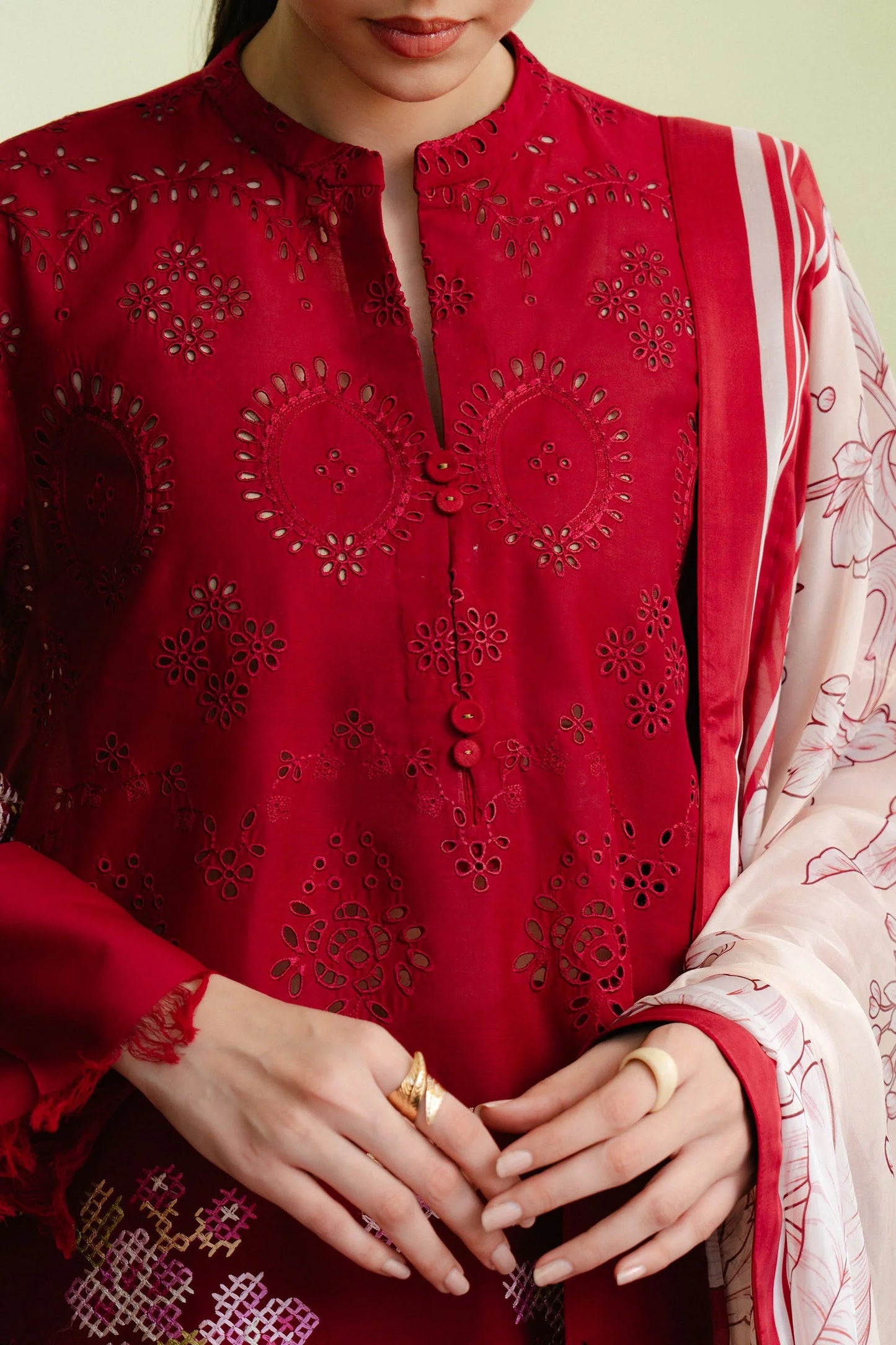 Embroidered Lawn Unstitched 3Pc Suit