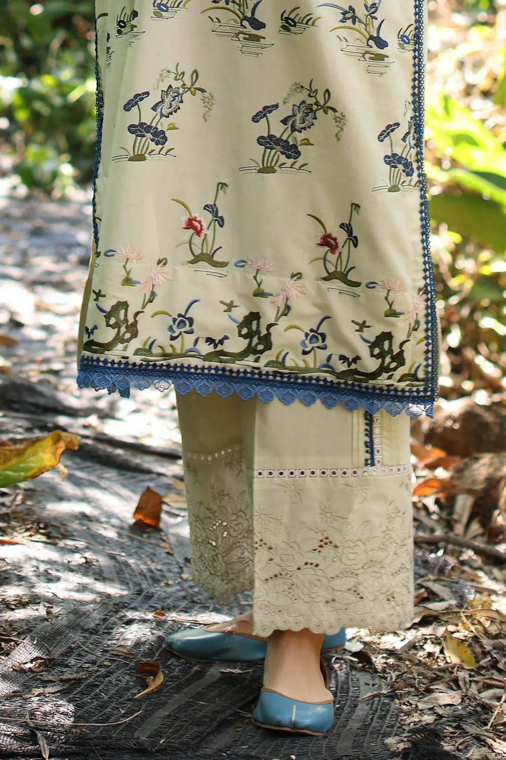 2 Piece Unstitched Embroidered Lawn Suit by GULAHMED