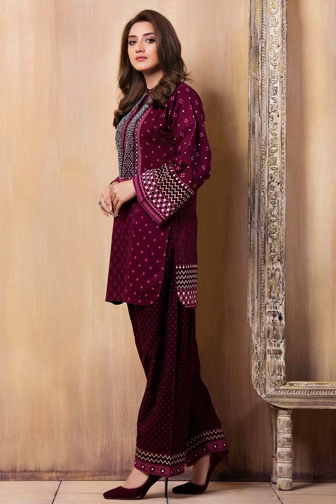 Embroidered Lawn 2 Piece suit