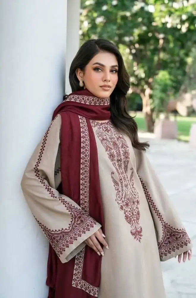 3 Piece Unstitched Heavy Embroidered Lawn Suit By Naqoosh