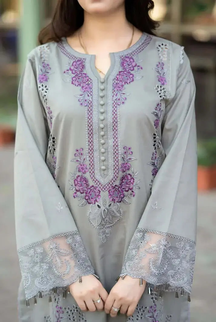 3 Piece Unstitched Heavy Embroidered Lawn Suit By Naqoosh