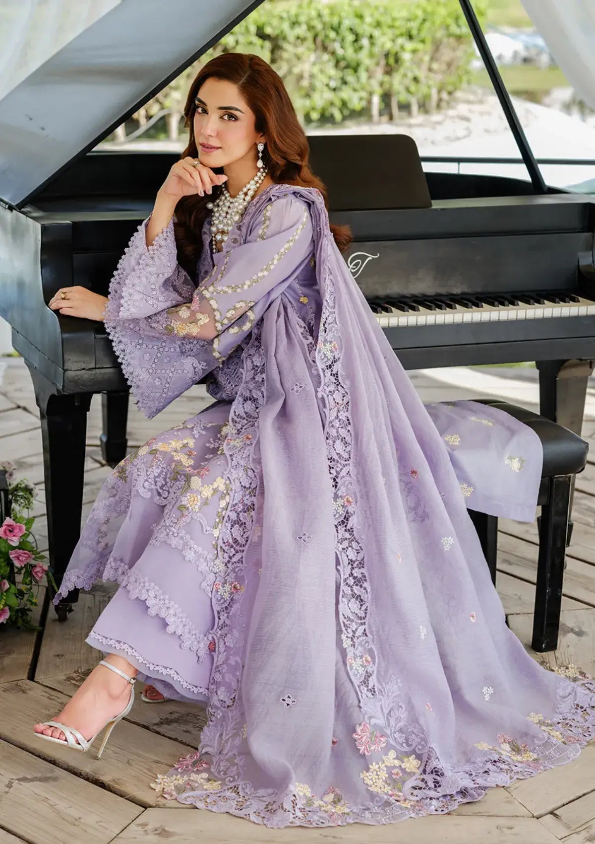 3 Piece Unstitched Heavy Embroidered Chickan Kari Lawn Suit By Naqoosh