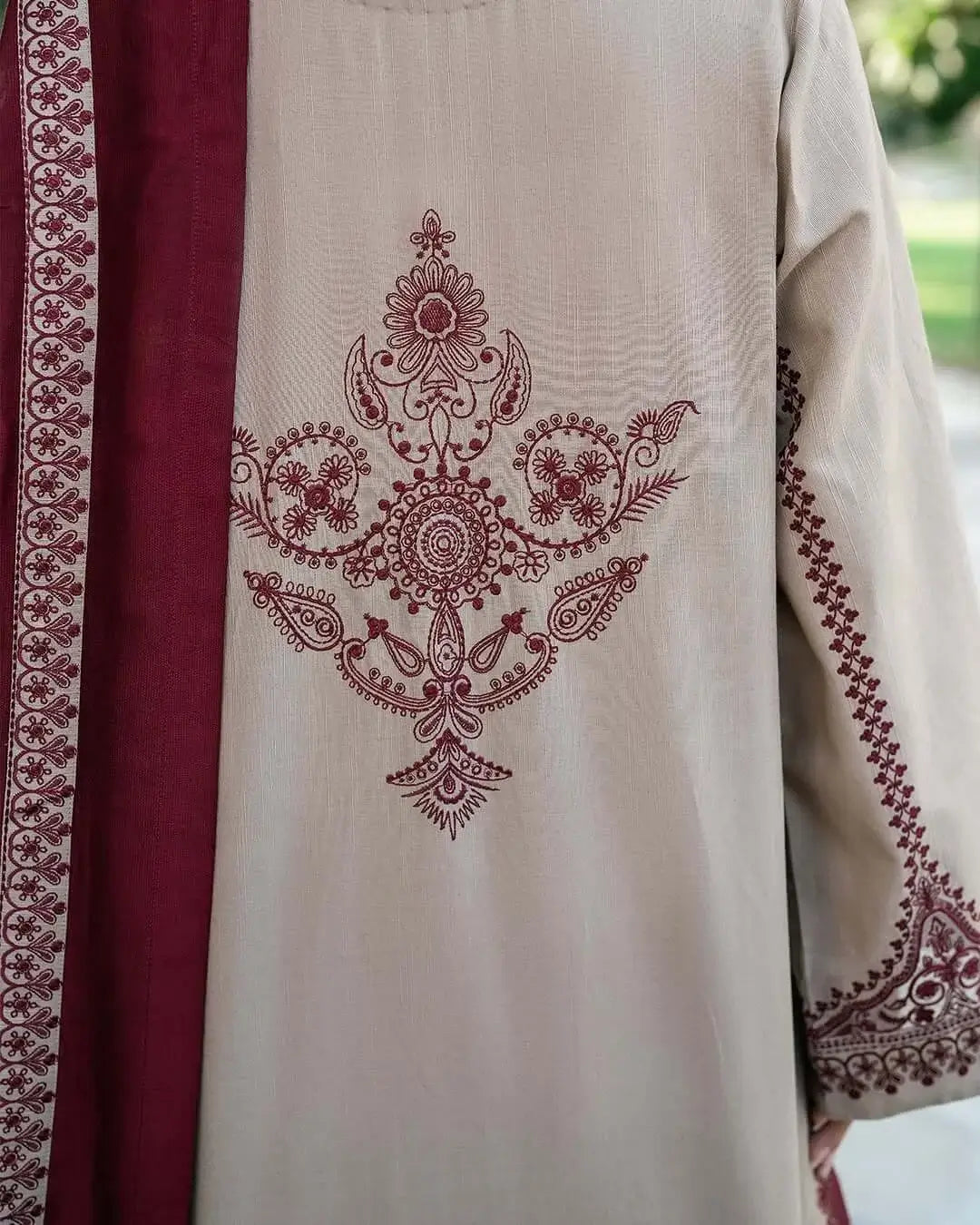 3 Piece Unstitched Heavy Embroidered Lawn Suit By Naqoosh