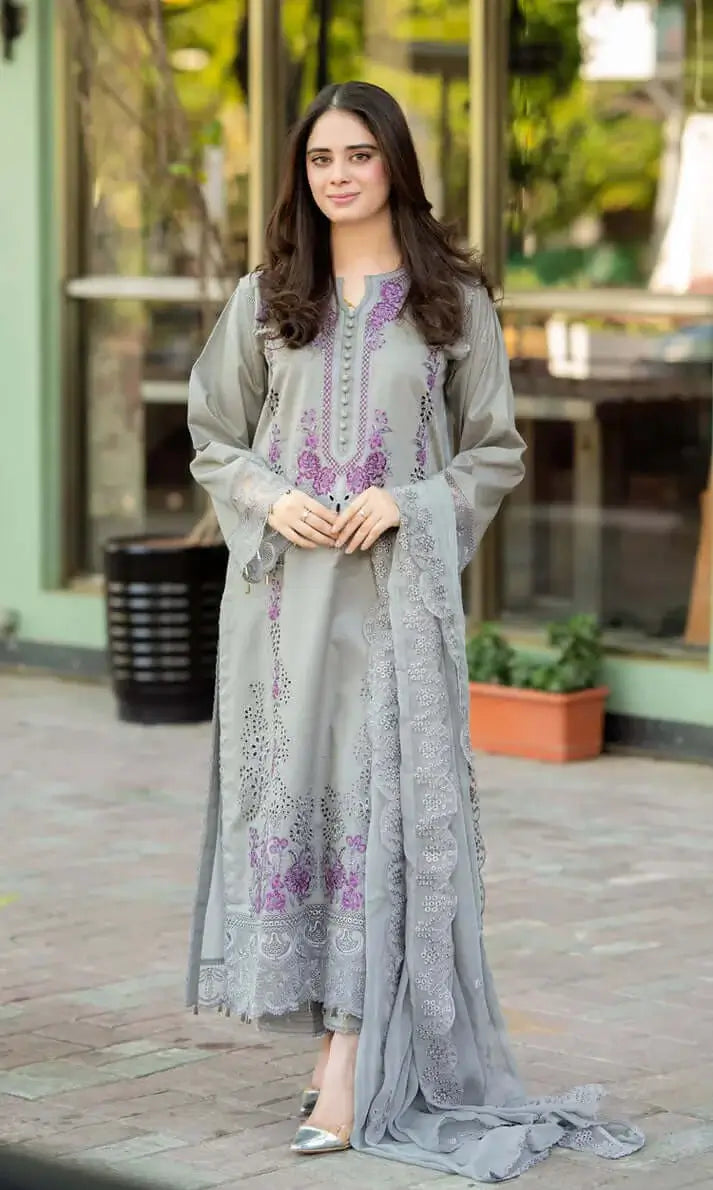 3 Piece Unstitched Heavy Embroidered Lawn Suit By Naqoosh