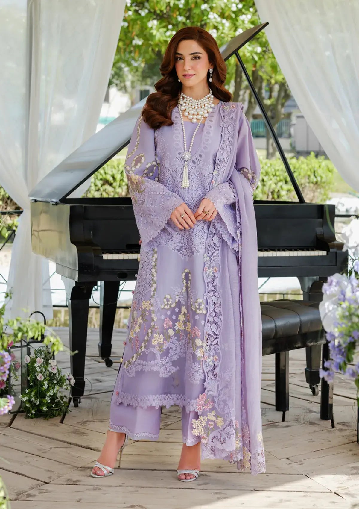 3 Piece Unstitched Heavy Embroidered Chickan Kari Lawn Suit By Naqoosh